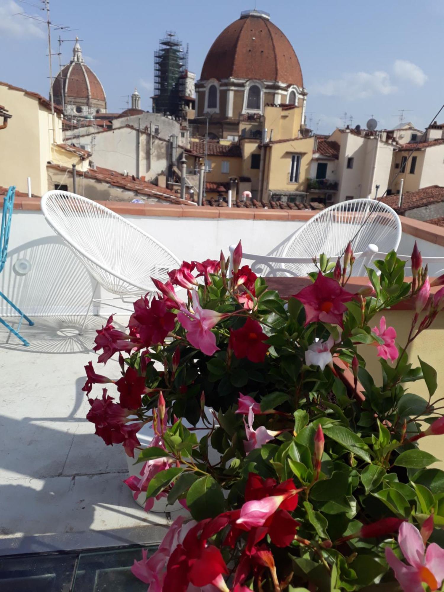 The Florence Dream Terrace - Elena Grey Zimmer foto